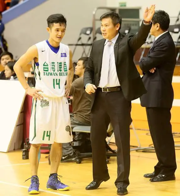 为什么我的篮球罚球总是不进?_1